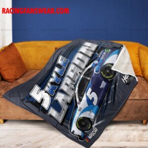 Kyle Larson Nascar Racing 2021 Metro Tech Carpet Living Room Area Rugs Doormats Blanket Flag Home 7 Nascar store - Loyal fans of Kyle Larson's Rug,Doormat,Blanket Microfiber Fleece,Blanket Premium Sherpa,House Flag:vintage nascar racing suit,uniform,apparel,shirts,merch,hoodie,jackets,shorts,sweatshirt,outfits,clothes